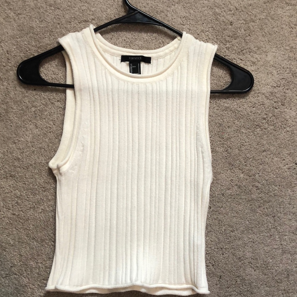 Forever 22 Sweater rubbed tank top